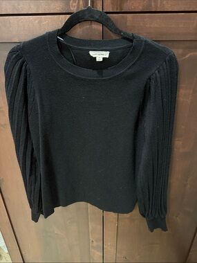 eesome Black Puff-Sleeve Knit Sweater